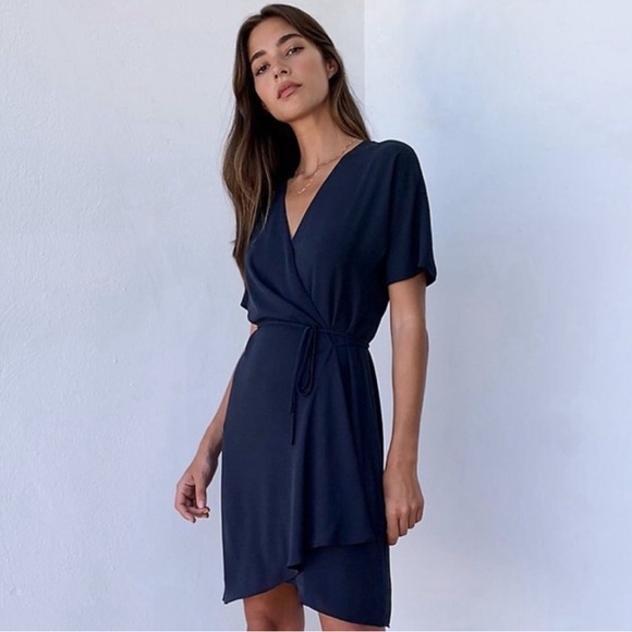 Aritzia Babaton Wallace Wrap Dress size L Navy Silky Elegant Quiet Luxury Party - Picture 2 of 11